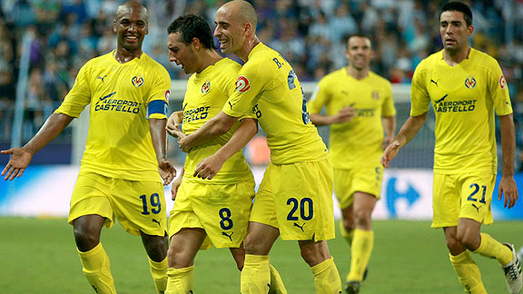 Málaga-perdió-como-local-ante-el-Villarreal-2-a-3.-La-Liga-BBVA-Española-2010-2011
