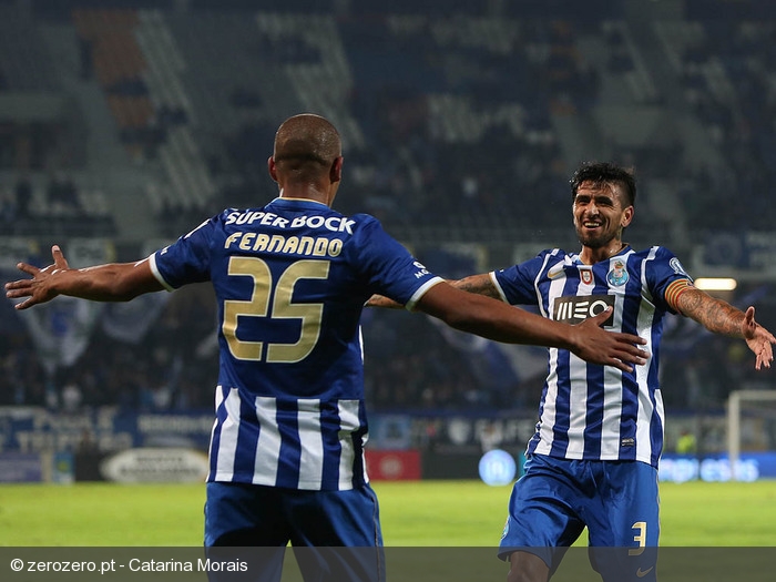169274_galeria_vitoria_sc_v_fc_porto_4e_taca_de_portugal_2013_14.jpg