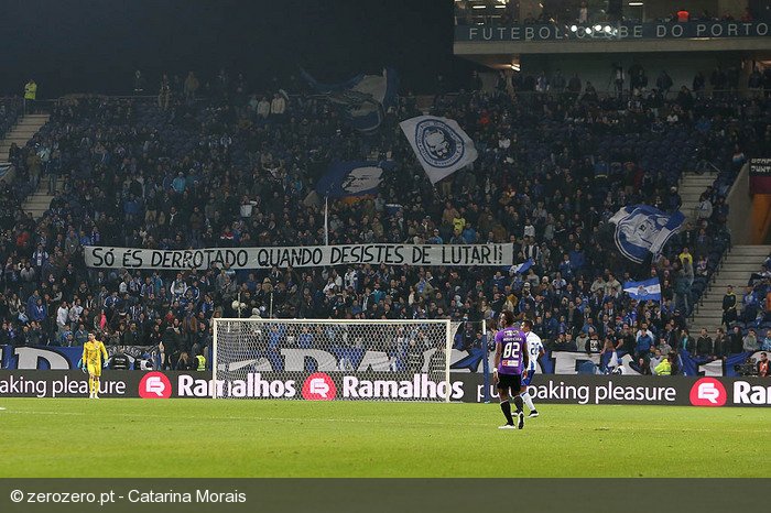 235592_galeria_fc_porto_v_v_setubal_primeira_liga_j14_2014_15.jpg