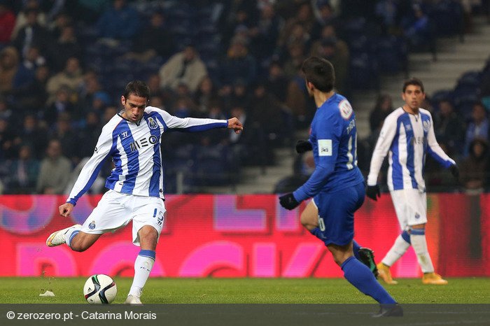 239499_galeria_fc_porto_v_belenenses_primeira_liga_j16_2014_15.jpg