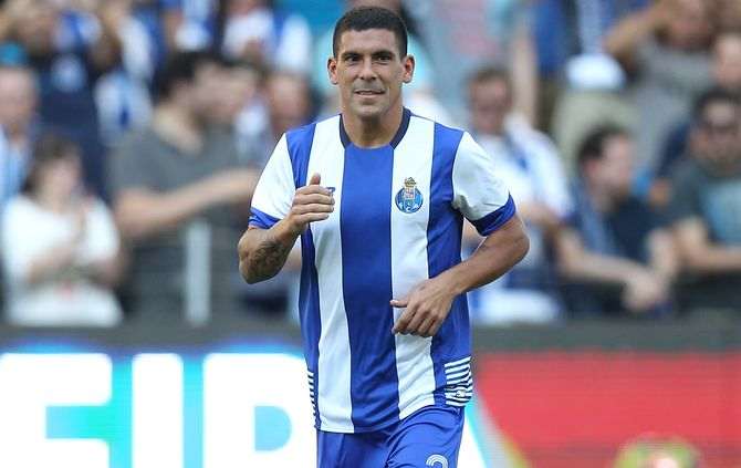 FUTEBOL - durante a apresentacao do plantel do FC Porto para a epoca 2015/16. Estadio do Dragao, no Porto. Sabado, 8 de Agosto de 2015. (ASF/PAULO ESTEVES).