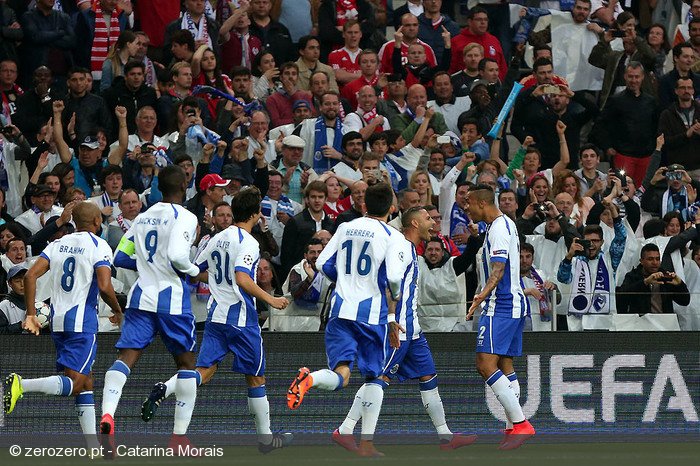255408_galeria_fc_porto_v_bayern_munchen_1_mao_1_4_uefa_champions_league_2014_15.jpg