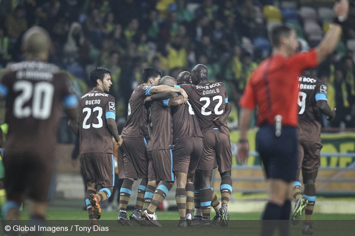 304129_galeria_tondela_x_fc_porto_liga_nos_j11.jpg