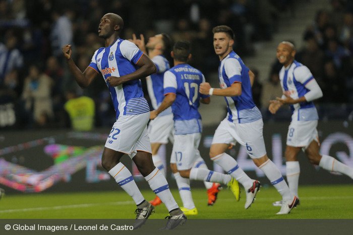 307988_galeria_fc_porto_x_academica_liga_nos_2015_16_campeonato_jornada_14.jpg