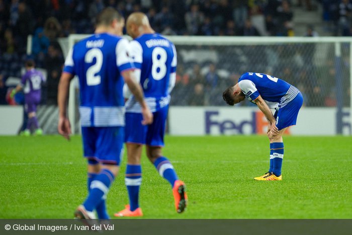 321518_galeria_fc_porto_x_borussia_dortmund_europa_league_2015_16_1_16_final_2_mao_j8.jpg