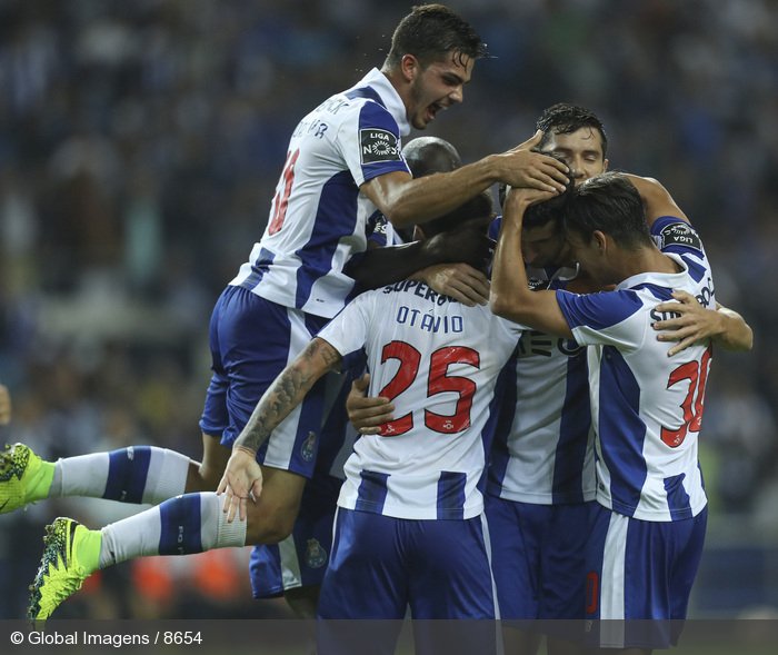 356224_galeria_fc_porto_x_v_guimaraes_liga_nos_2016_17_campeonato_jornada_4.jpg